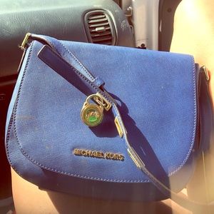 Michael Kors cross over bag